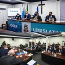Resumo da 34ª Sessão Ordinária da Câmara Municipal de Nilópolis, com todas as matérias votadas e aprovadas na Ordem do Dia.