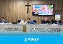 A Câmara Municipal de Nilópolis realizou, nesta quarta-feira (15), a 57ª Sessão Ordinária do ano legislativo de 2025. Durante a reunião plenária, vereadores apresentaram indicações, projetos de lei e requerimentos voltados para o desenvolvimento do município e o reconhecimento de instituições e personalidades nilopolitanas.